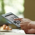 tablety internetowe Kindle Touch podróżuje za granicę, także do Polski