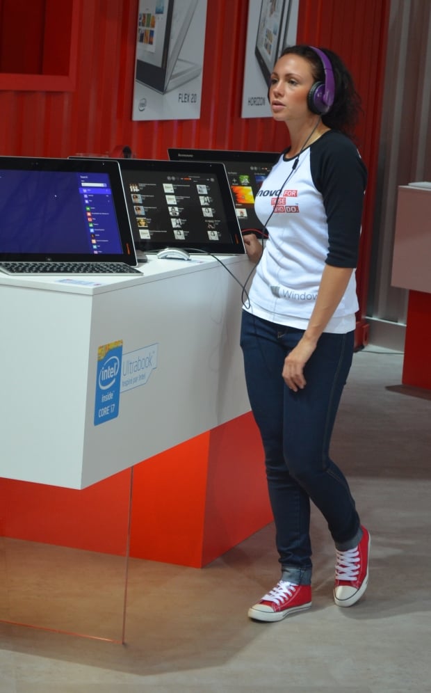 ifa2013-hostessy-tabletowo-09 Kobiety IFA 2013