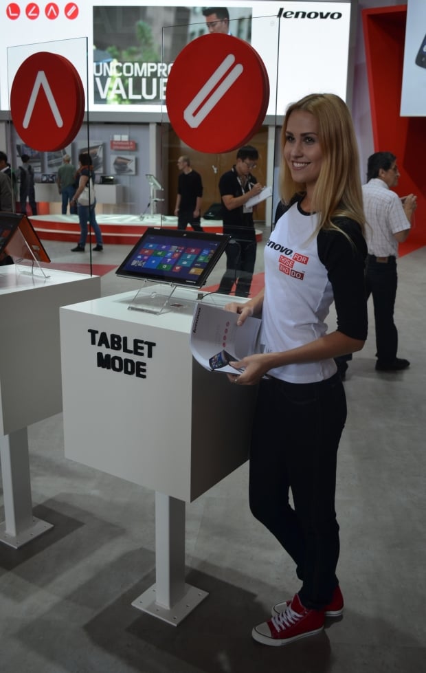 ifa2013-hostessy-tabletowo-10 Kobiety IFA 2013
