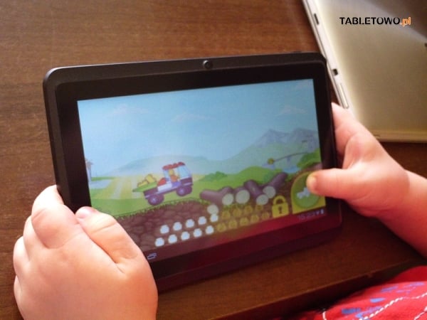 Shiru Hitomi 7  jako tablet dla dziecka