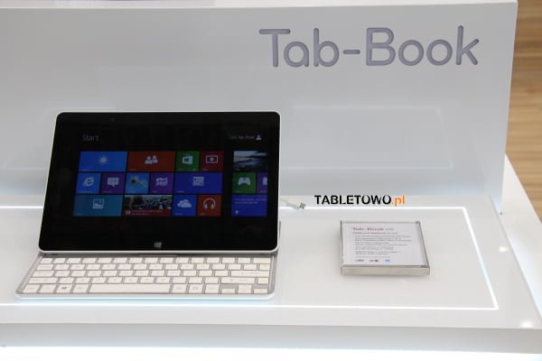 LG Tab-Book: slider z Windows 8