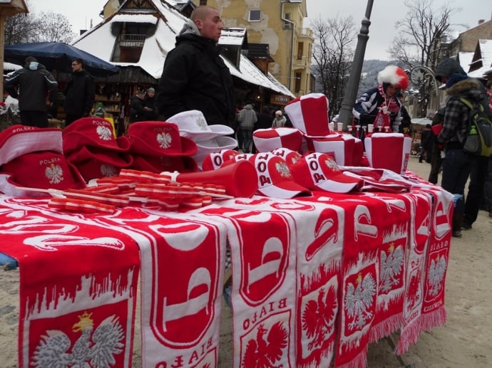 Akcesoria dla fanów Biało-Czerwonych