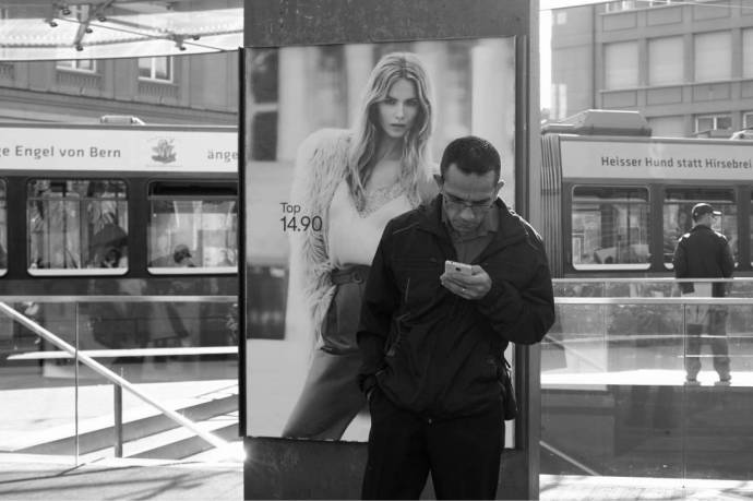 Smartphone addict by Karsten Seifelin