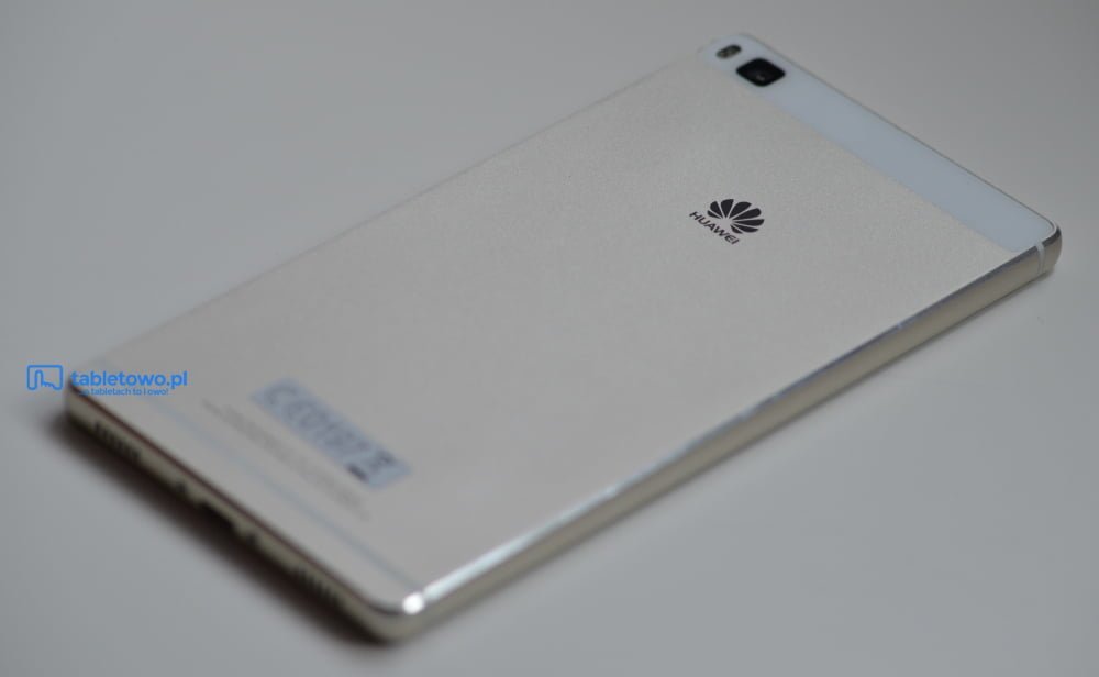 smartfon Huawei P8 smartphone