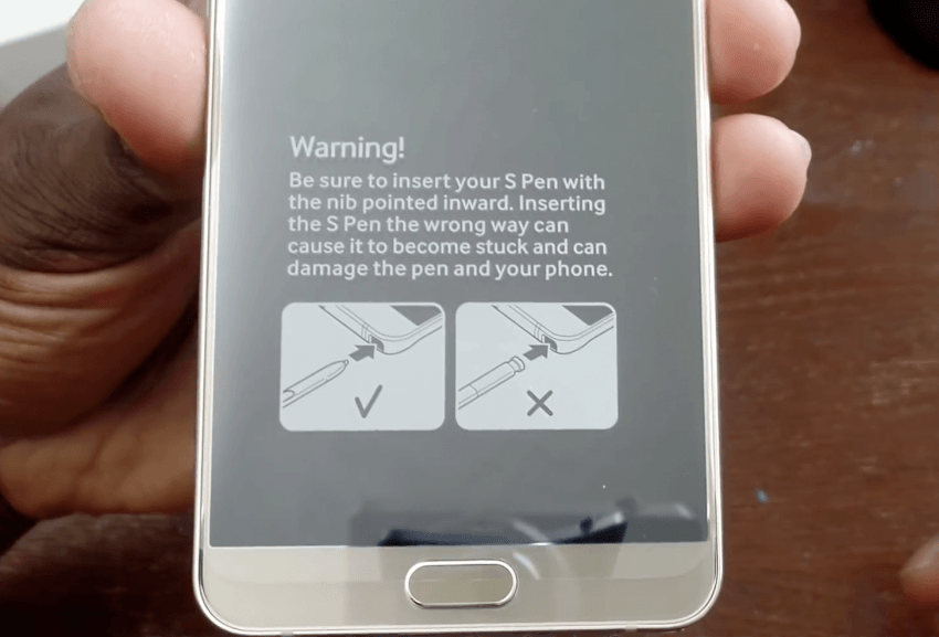 Samsung-Galaxy-Note-5-S-Pen-Backwards-Warning