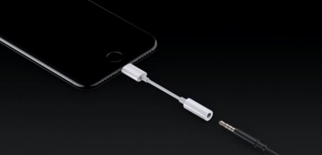 przejściówka ze złącza lightning na 3,5 mm
