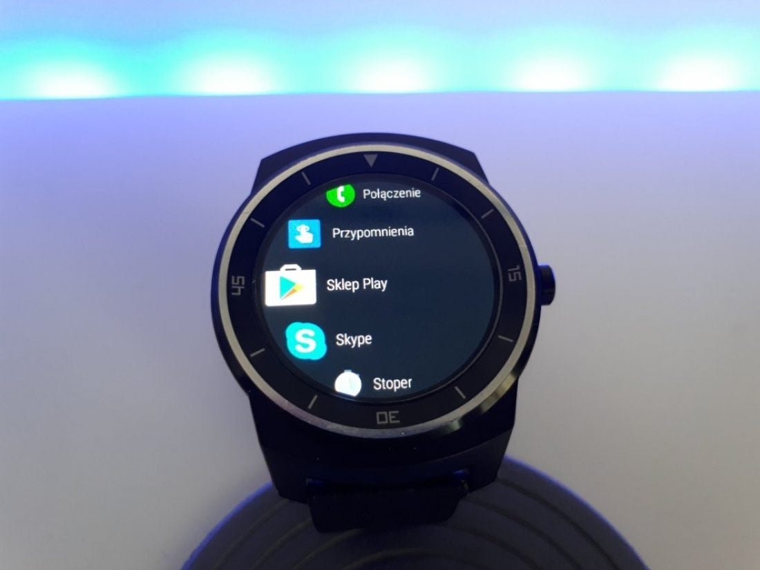 LG G Watch R - Android Wear 2.0