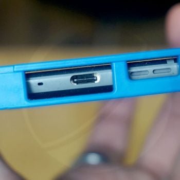 Nokia 9 - USB typu C