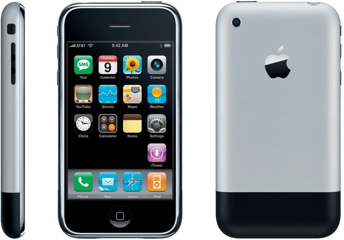 smartfon iPhone 1 generacji 2007 rok smartphone