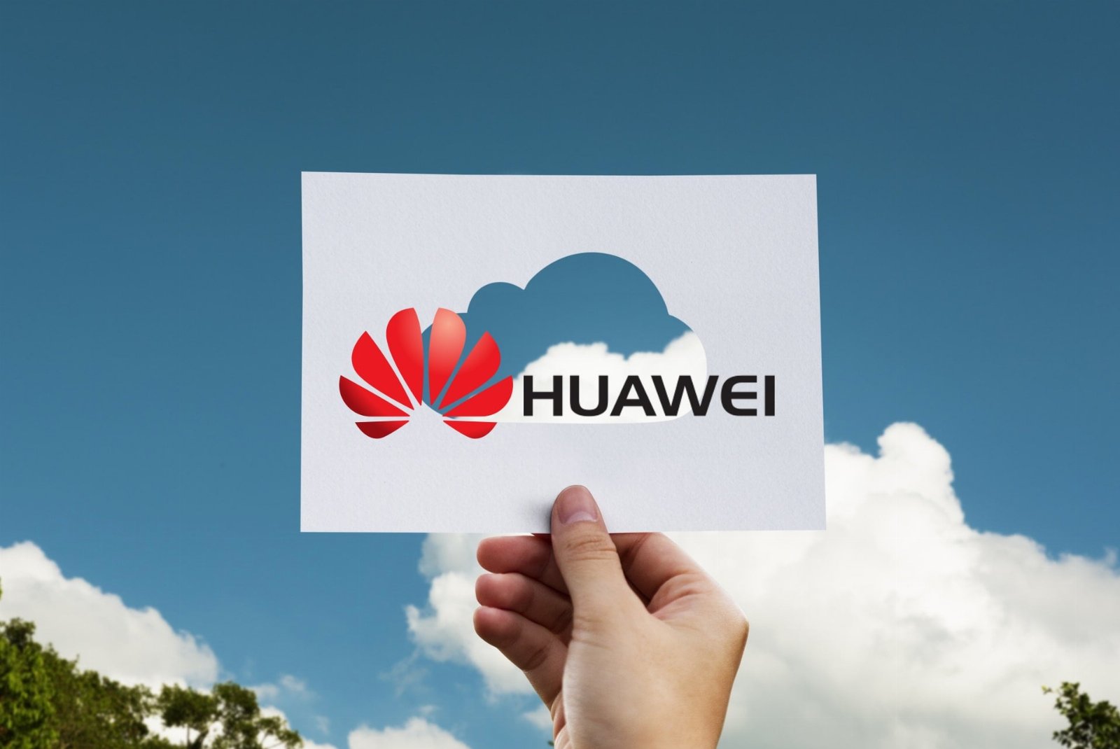 cloud chmura Huawei logo