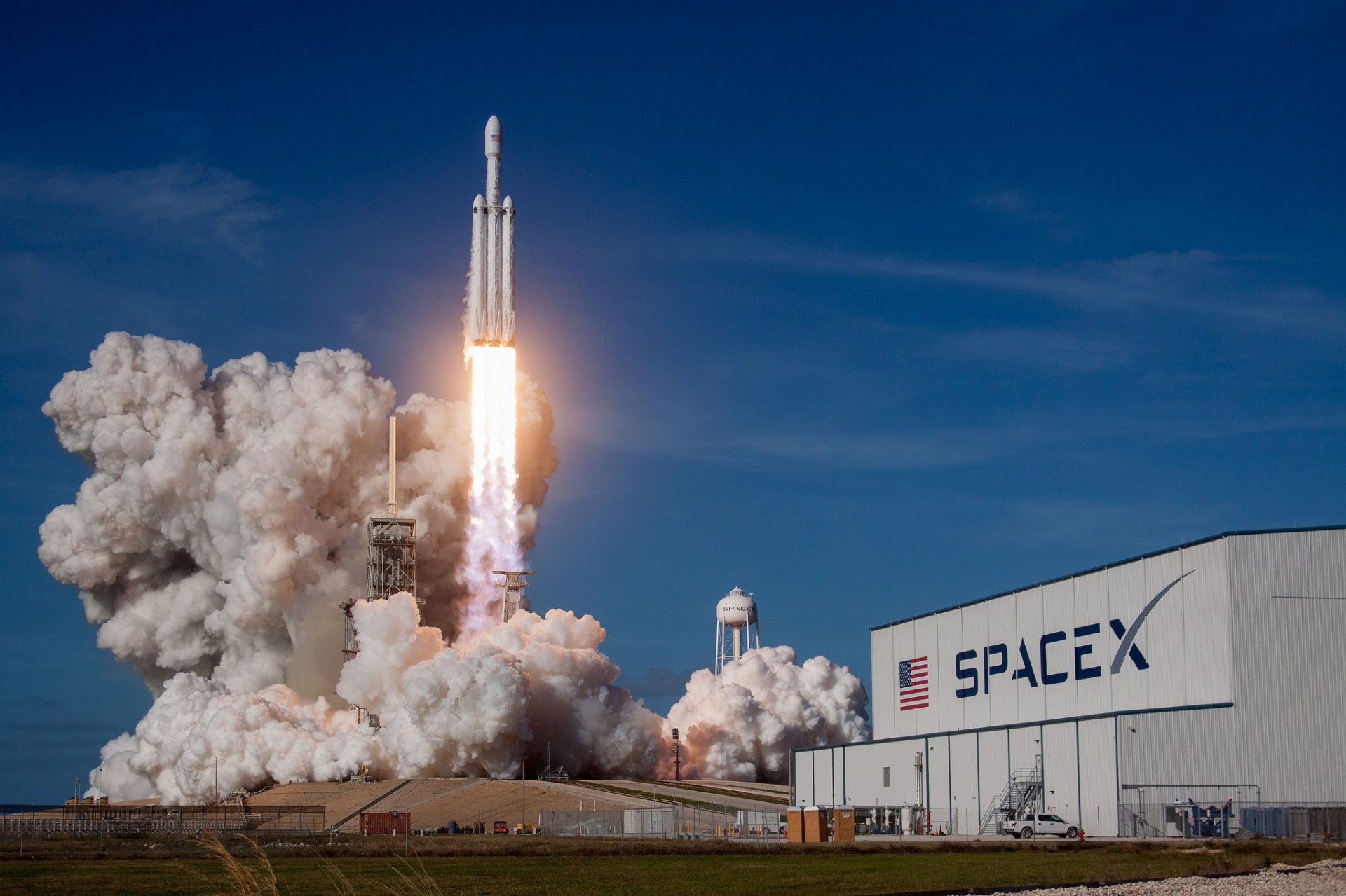 mininauka3_falconheavy