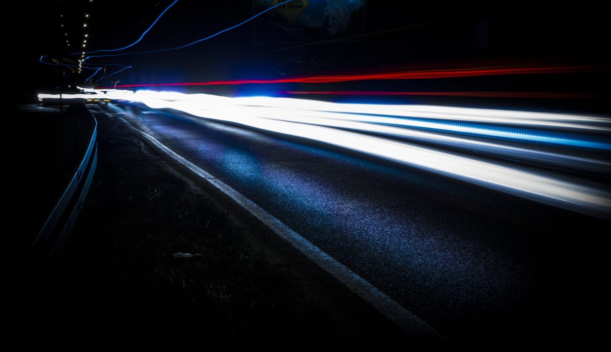 światło ulica prędkość speed światłowód