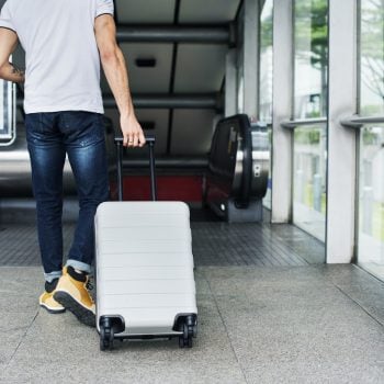 leaving odejście lotnisko samolot bagaż walizka podróż journey trip