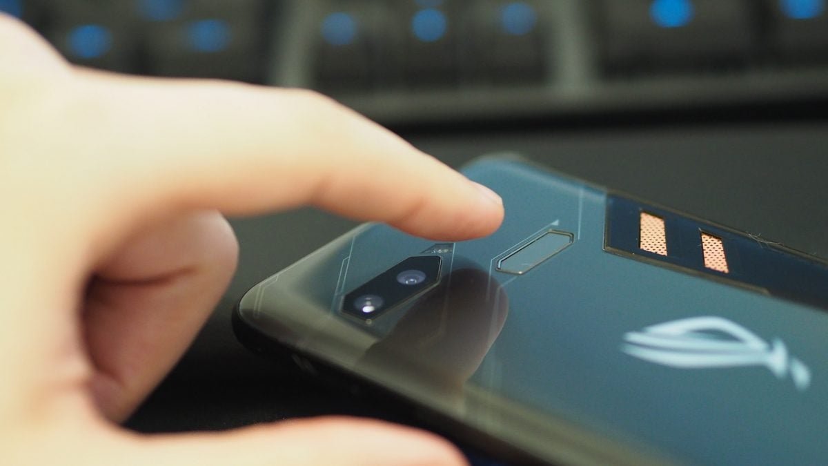 O próximo Asus ROG Phone terá um display especial para a capa traseira.  Mas quem se beneficiará com isso?