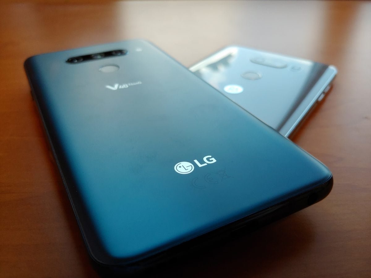 LG V40 ThinQ