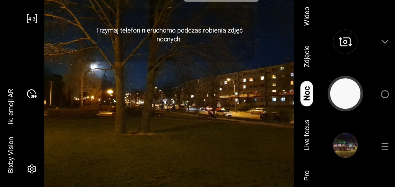 tryb nocny w Samsungu Galaxy S10+
