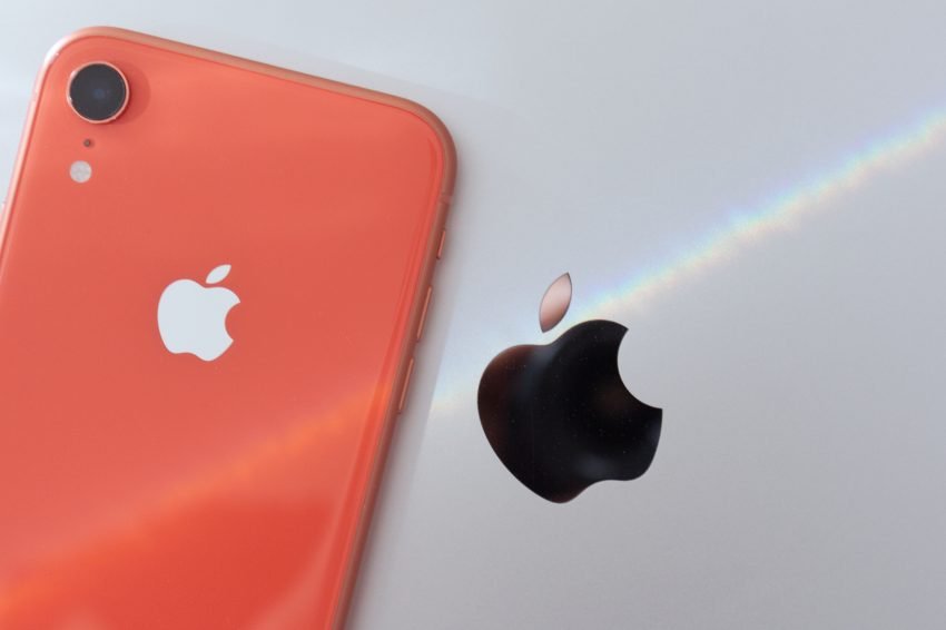 Apple logo