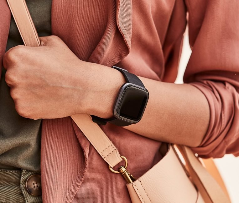 fitbit versa 3 strava