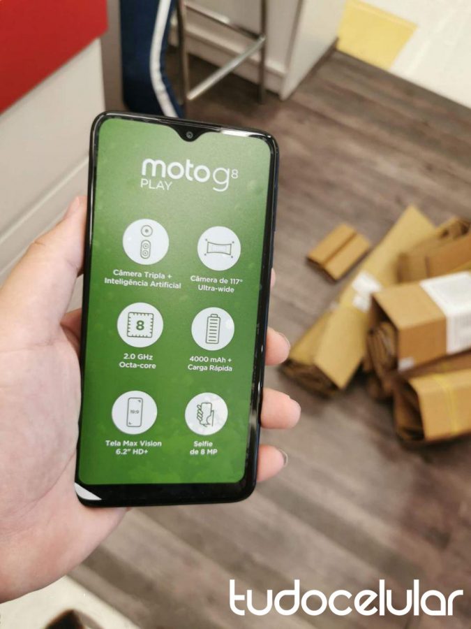 smartfon Motorola Moto G8 Play