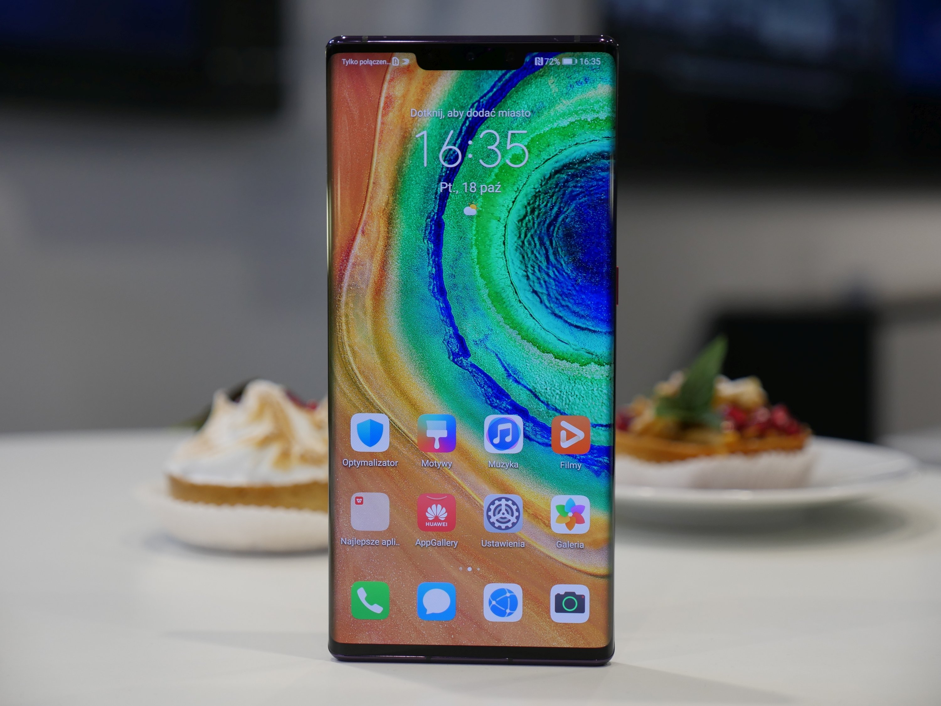 Huawei Mate 30 Pro front