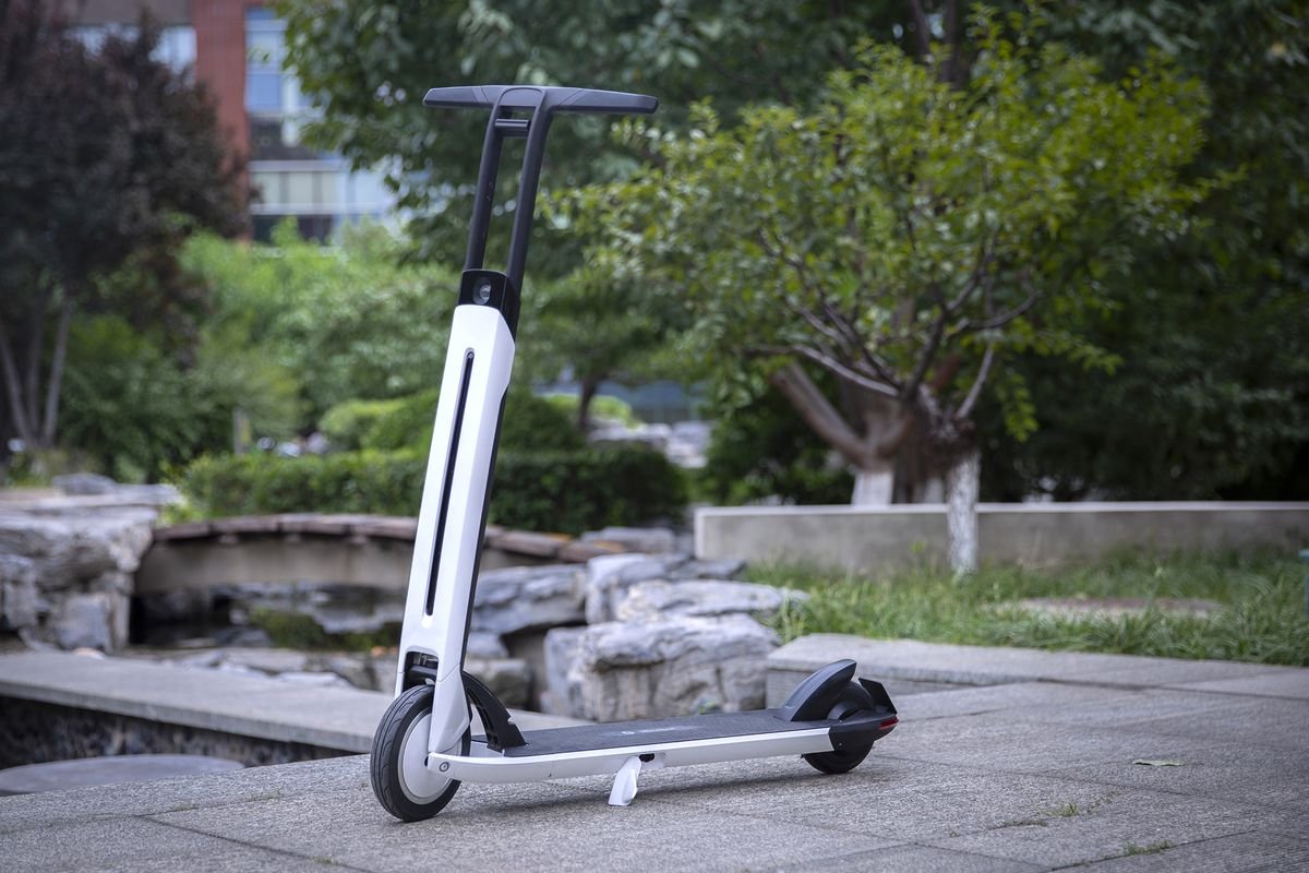 Segway-Ninebot apresentou a scooter elétrica com controle de cruzeiro