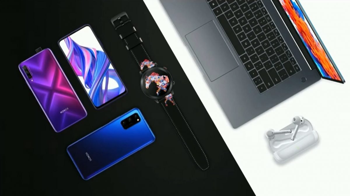 Estreias de honra na Europa: smartphones, laptop e fones de ouvido.  Nem todos irão para a Polônia