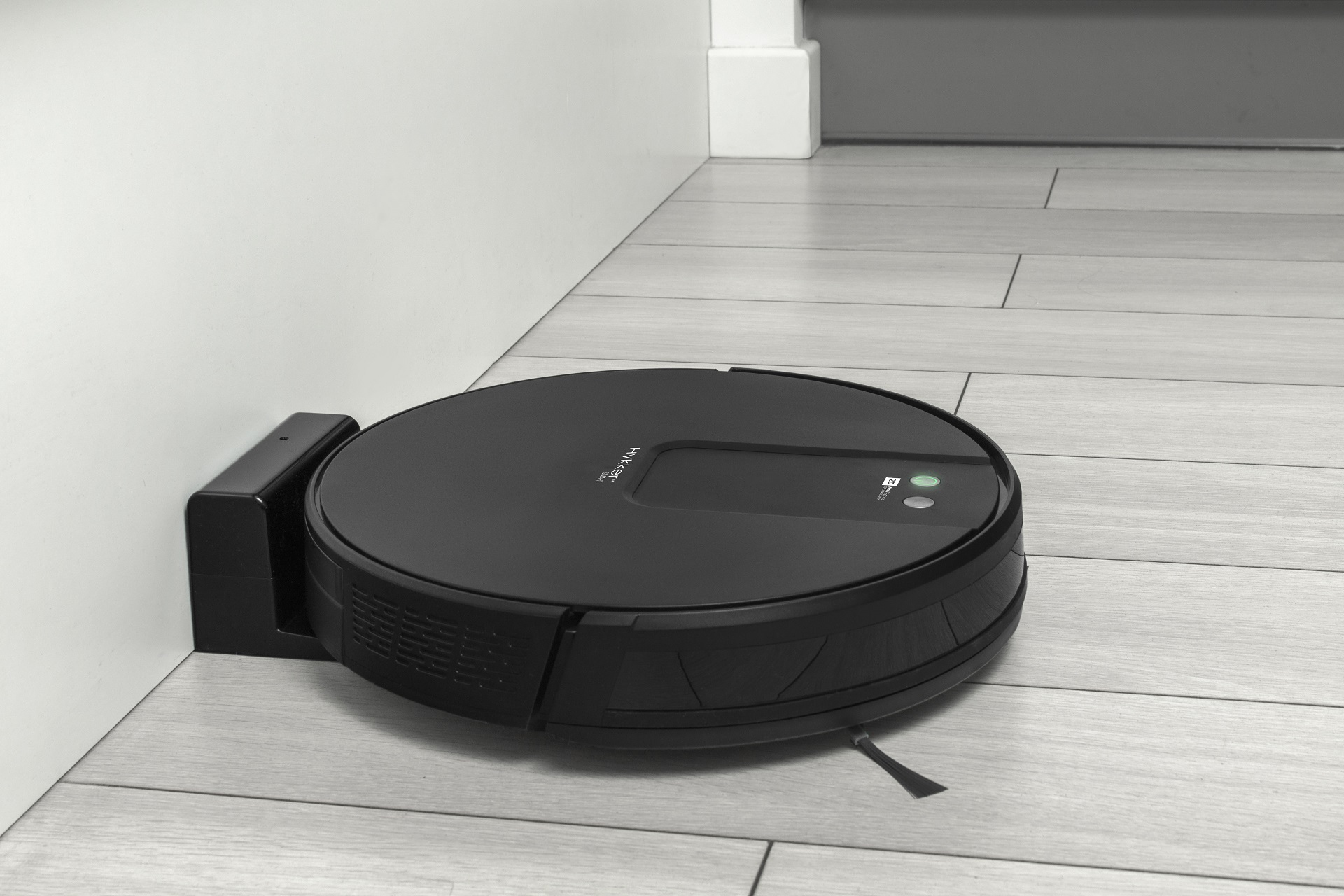 Hykker Navi Space vacuum robot