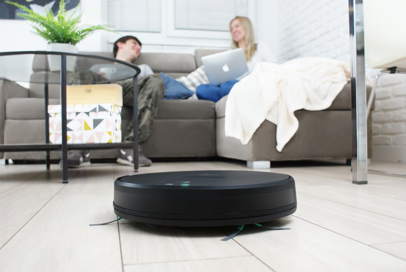 Hykker Navi Space vacuum robot