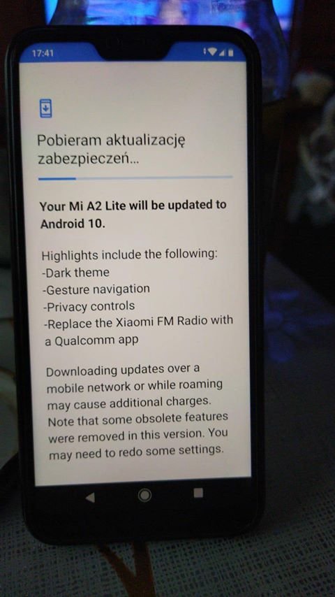 Xiaomi Mi A2 Lite Android 10 update