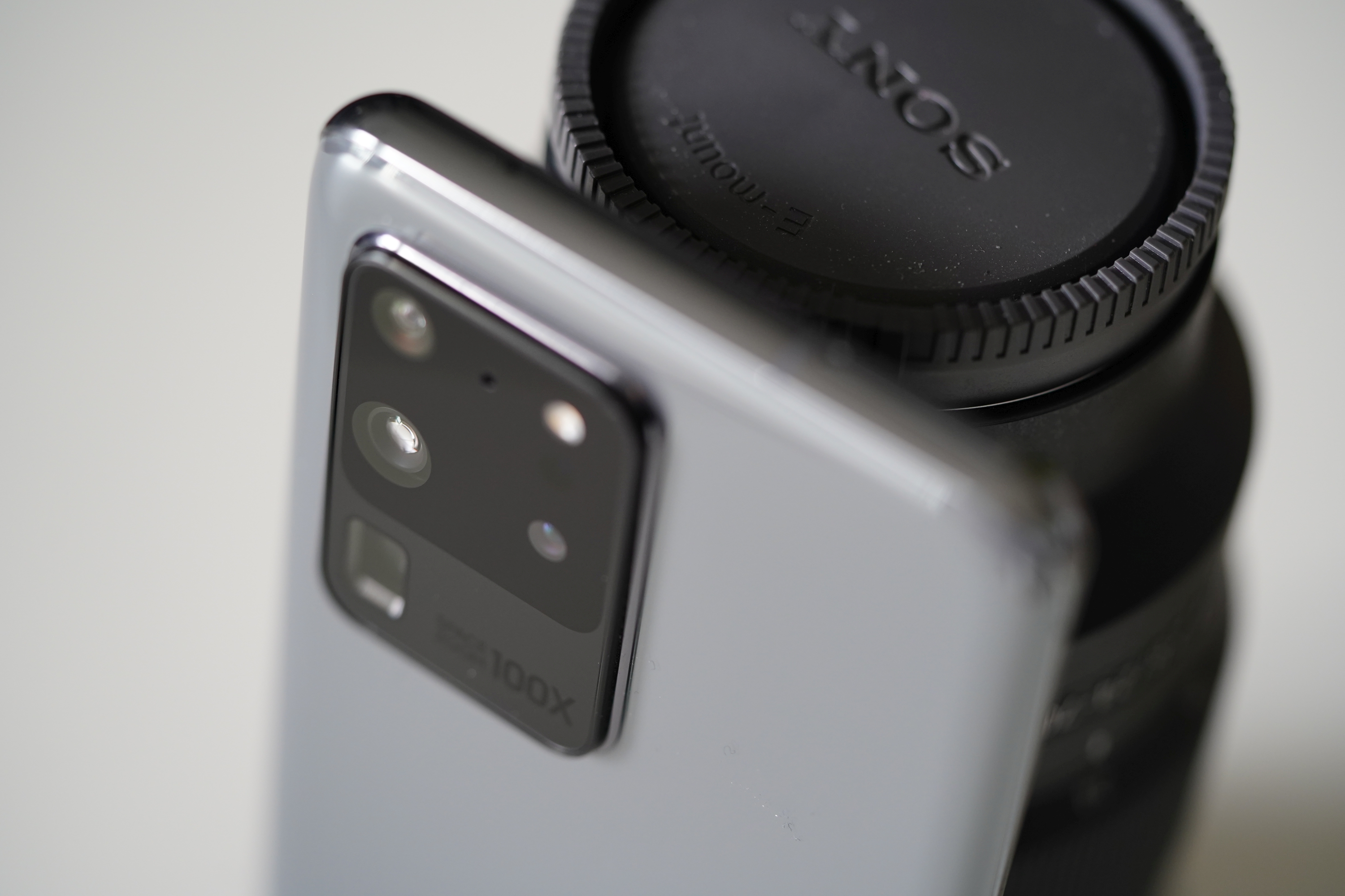 Samsung Galaxy S20 Ultra 5G smartphone camera 108 Mpix