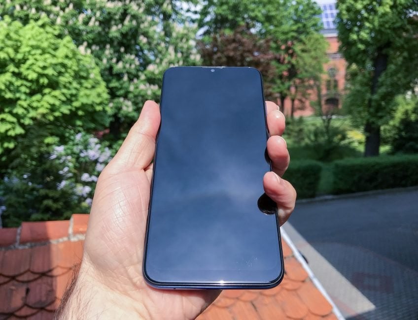 Motorola Moto G8 Power Lite front