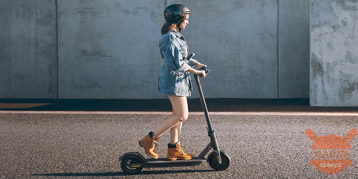 Xiaomi Mi Electric Scooter Lite