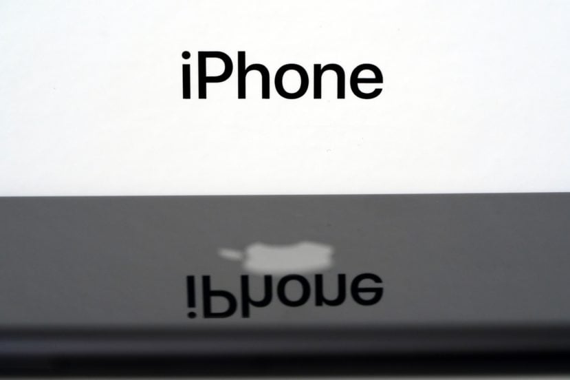 Apple iPhone logo