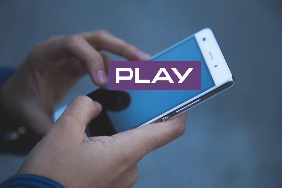 Play logo