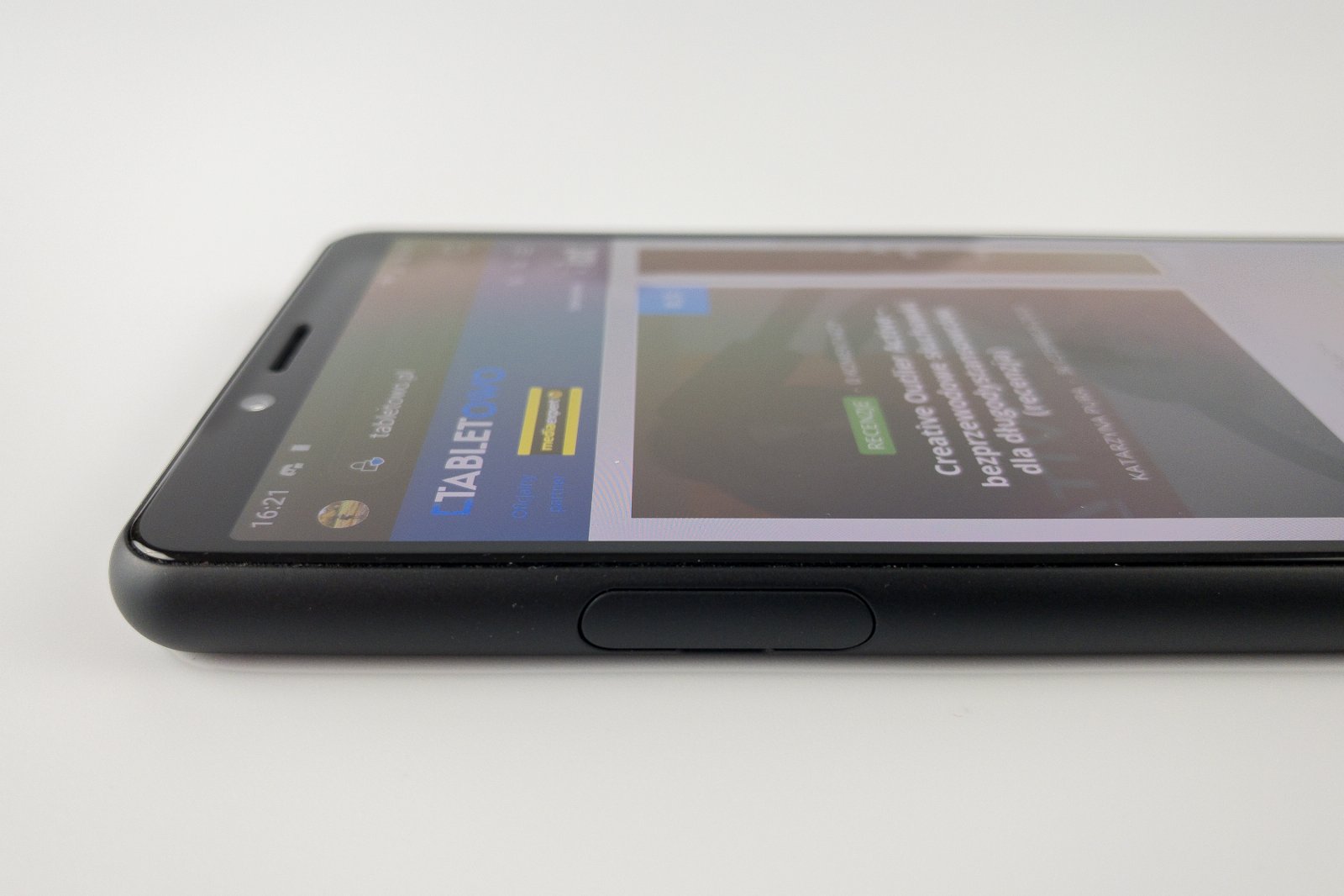 Leżąca Xperia 10 II górna część