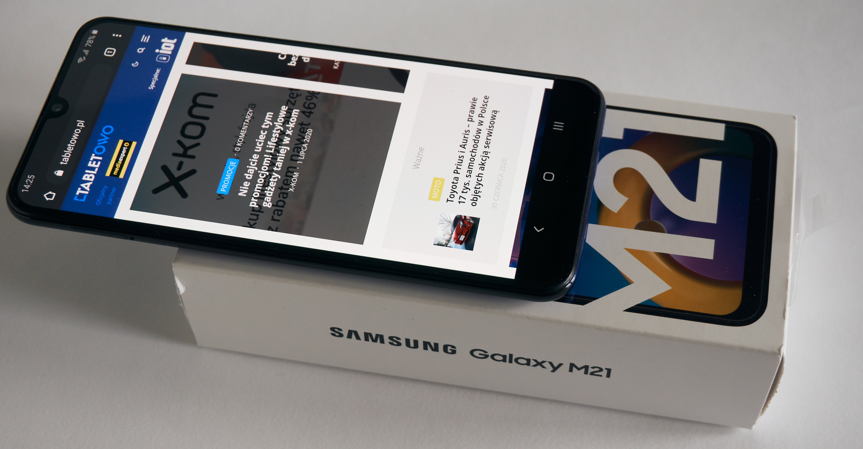 smartfon Samsung Galaxy M21 smartphone
