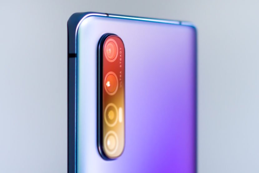 Oppo Reno 3 Pro fot. Miłosz Starzewski