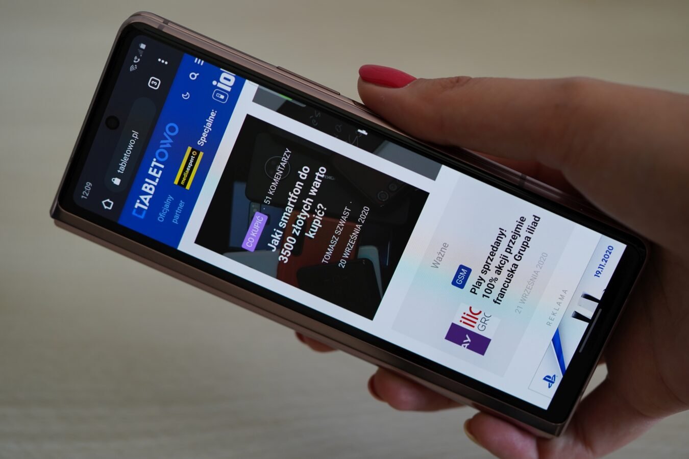 Os smartphones dobráveis ​​ficarão ainda mais finos e leves.  Samsung tem uma opinião interessante sobre eles