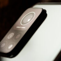 Xiaomi Mi 10T Pro fot. Miłosz Starzewski