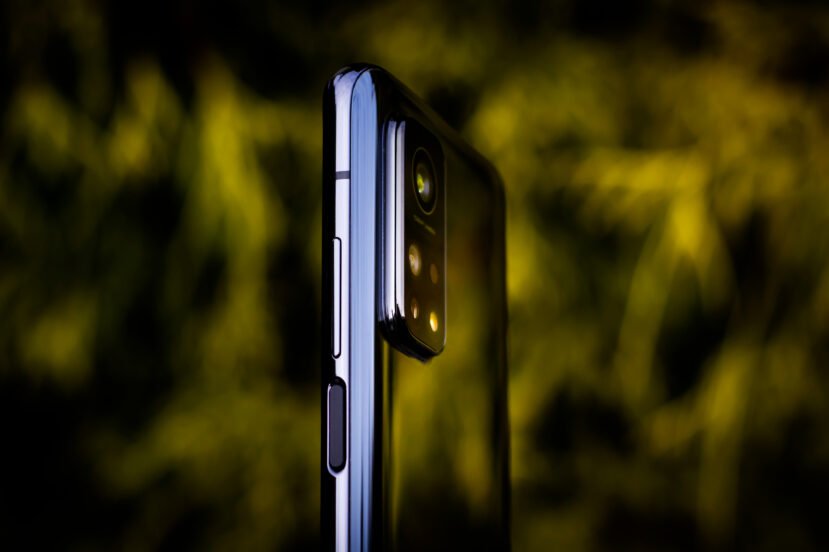 Xiaomi Mi 10T Pro fot. Miłosz Starzewski