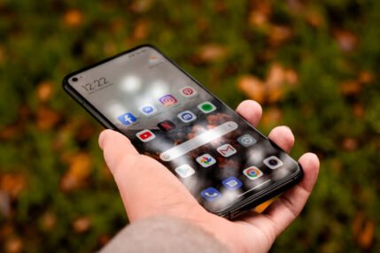 Xiaomi Mi 10T Pro fot. Miłosz Starzewski