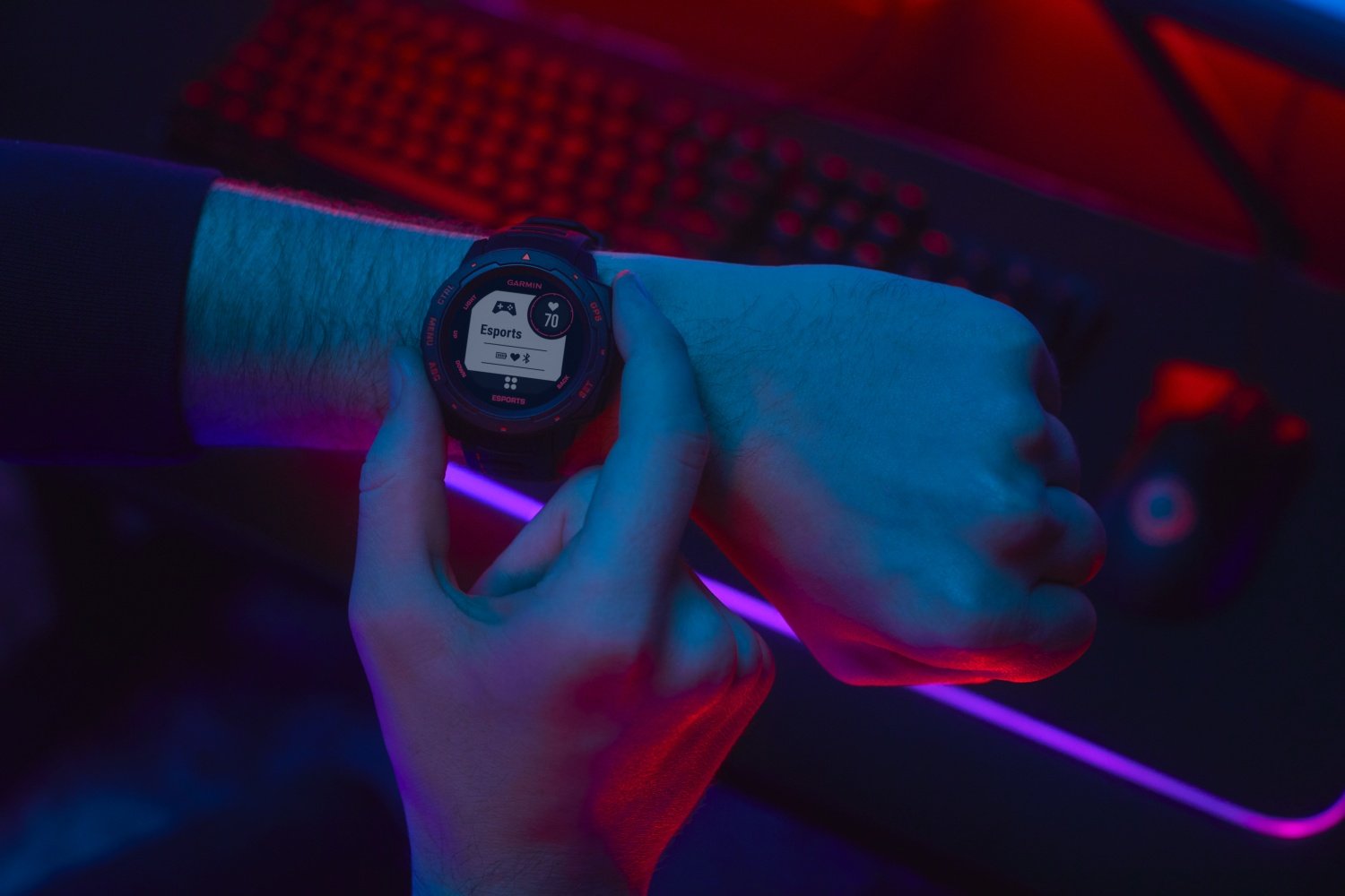 Garmin Instinct Esports Edition.