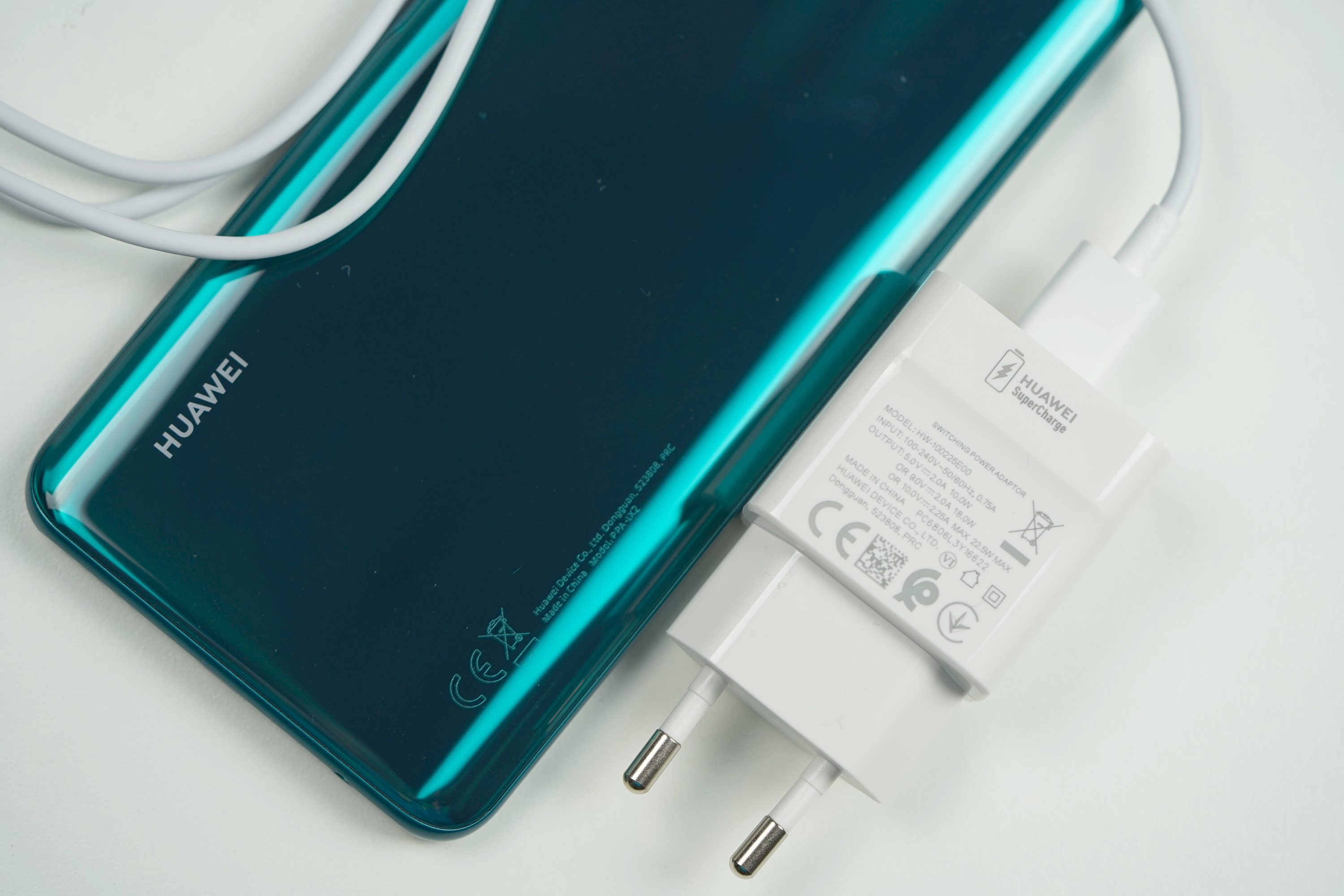 smartfon Huawei P Smart 2021 smartphone łądowarka charger