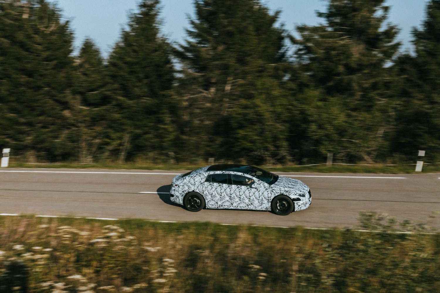 Mercedes EQ – testy.