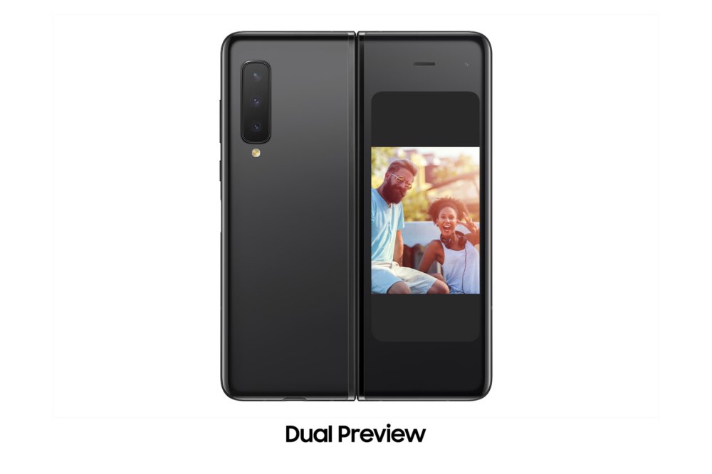 Samsung Galaxy Fold Dual Preview