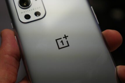 OnePlus 9 Pro oneplus 10 r