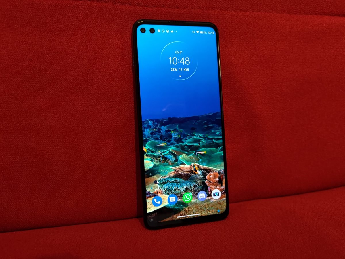 Recenzja Motorola moto g100 - Front urządzenia - fot. Tabletowo.pl