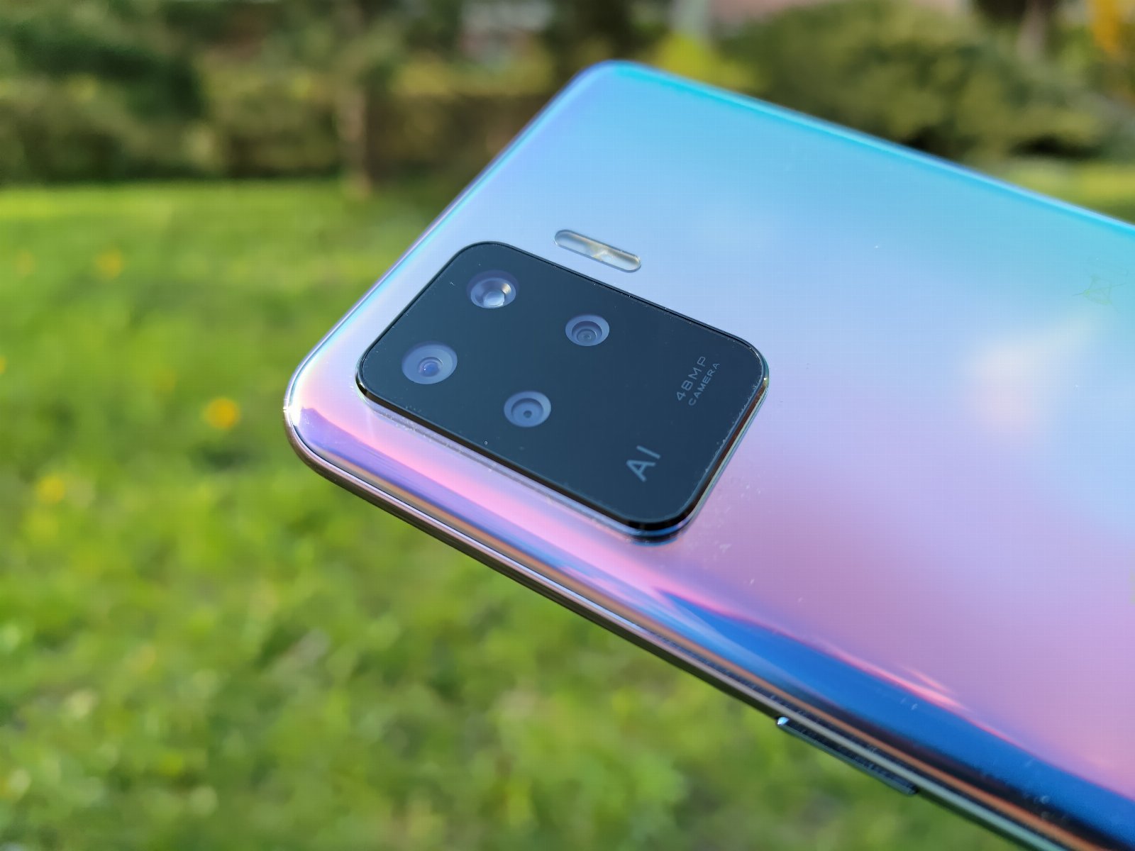 Recenzja Oppo Reno5 Lite - Wyspa aparatów - fot. tabletowo.pl
