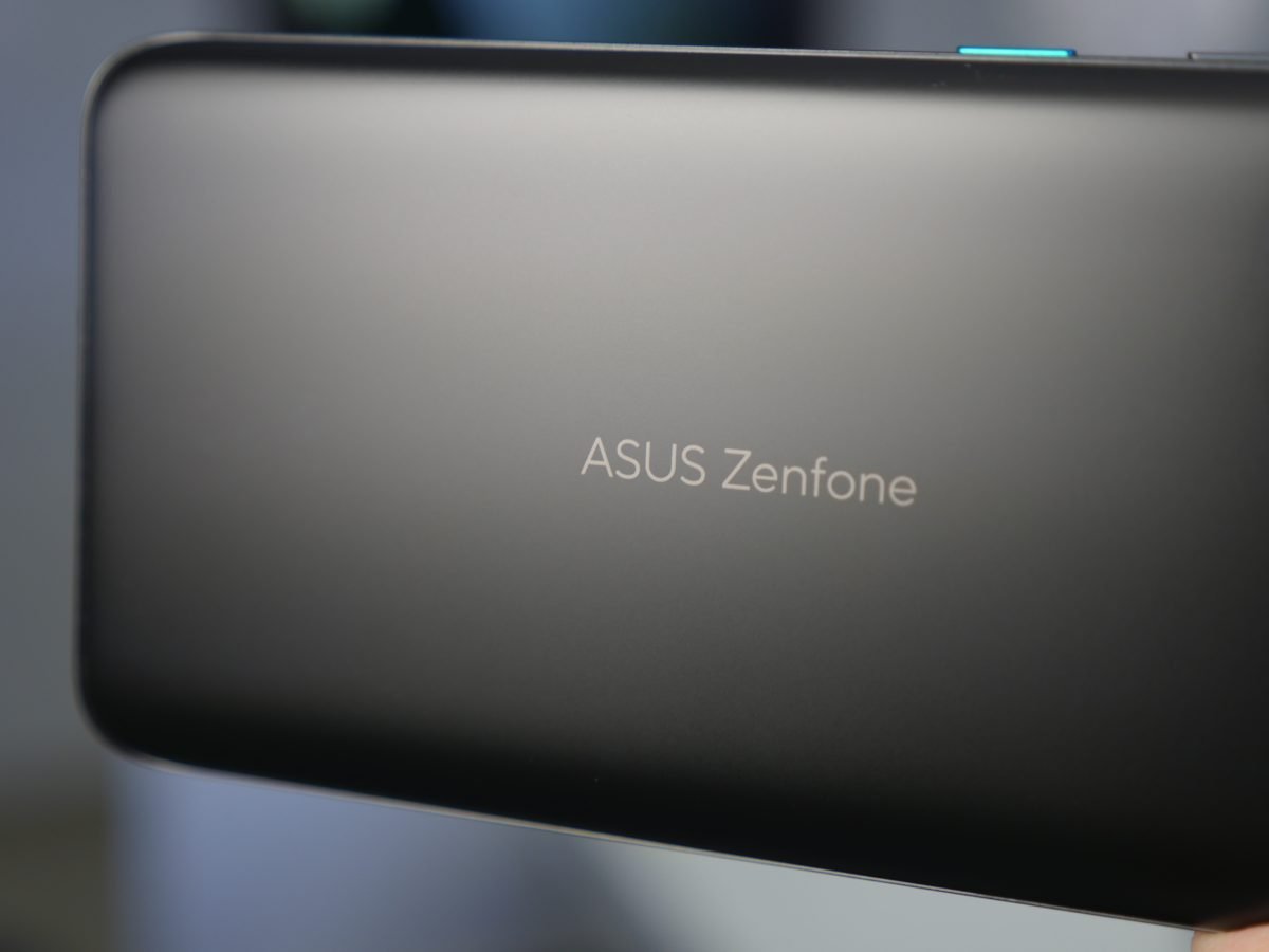 Asus Zenfone 8