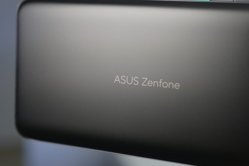 Asus Zenfone 8